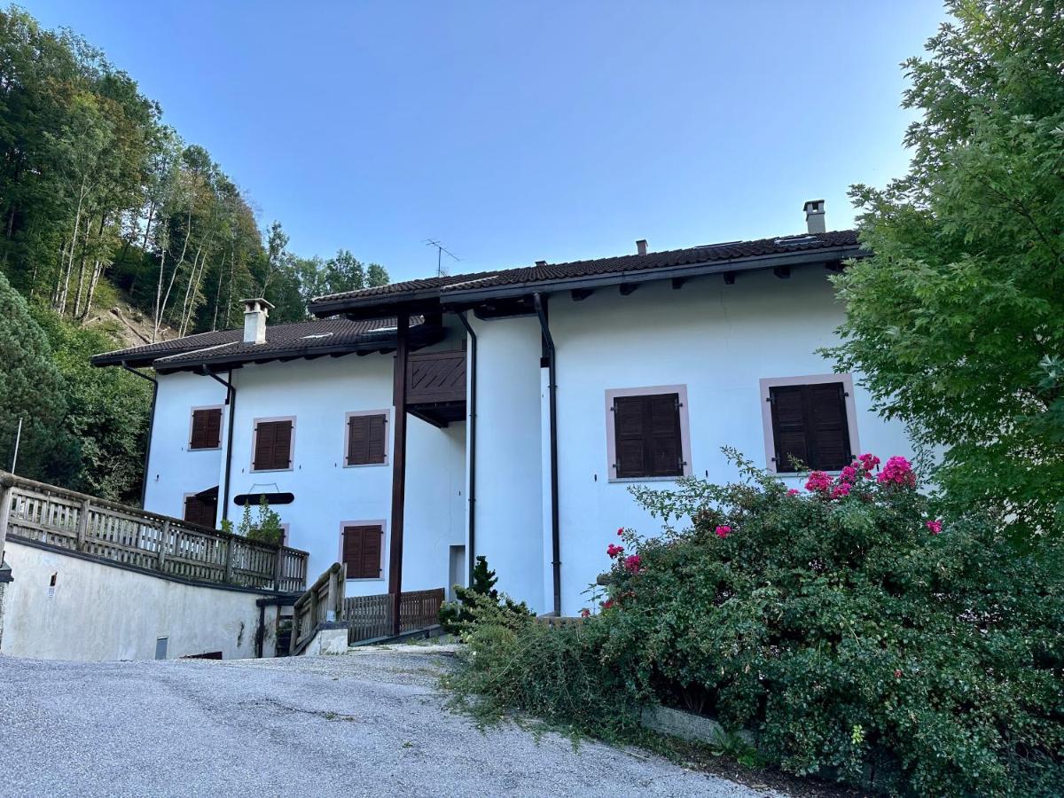 Mansarda Con Vista Apartment Giustino Екстериор снимка
